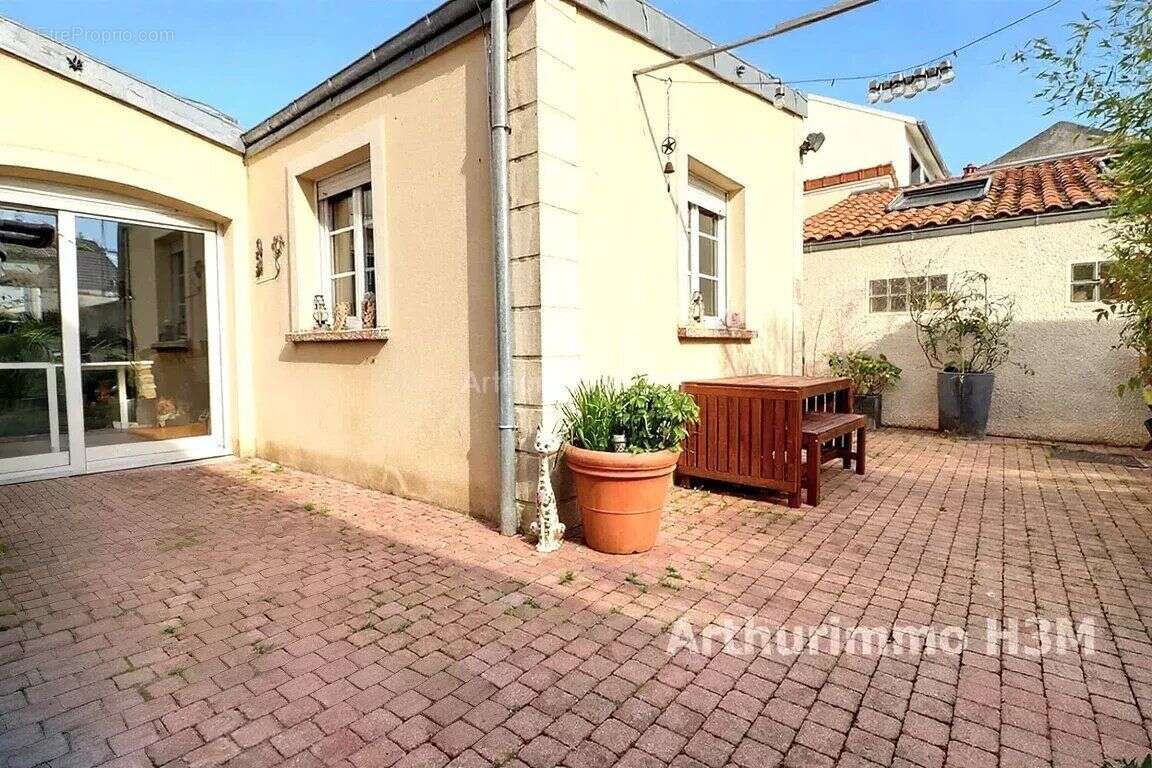 Maison à FONTENAY-SOUS-BOIS