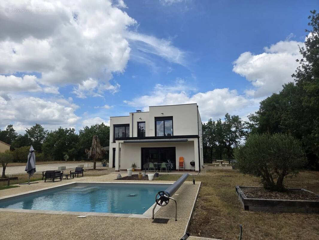 Maison à LHOSPITALET