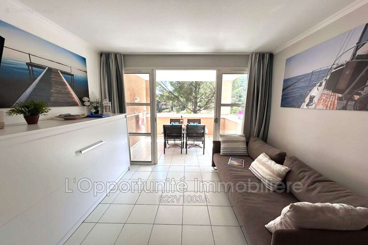 Appartement à SAINT-RAPHAEL