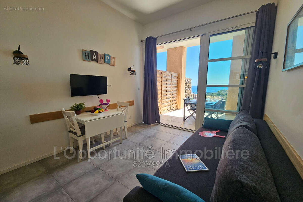 Appartement à SAINT-RAPHAEL
