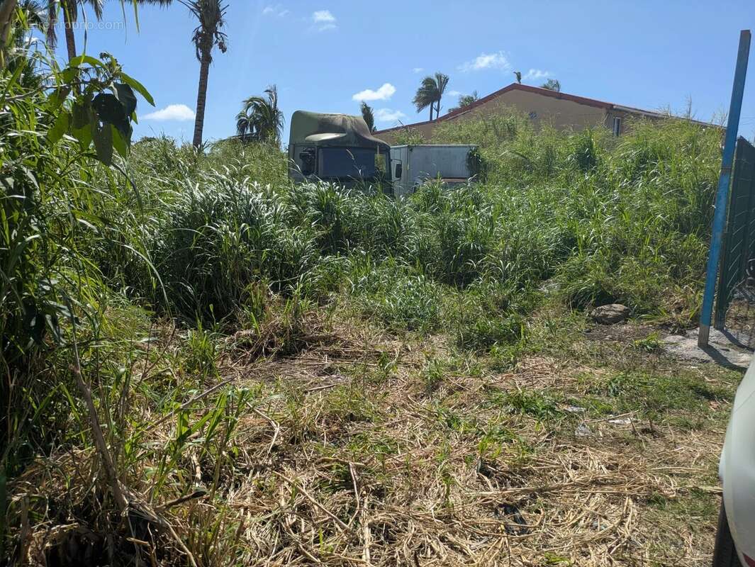 Terrain à SAINT-ANDRE