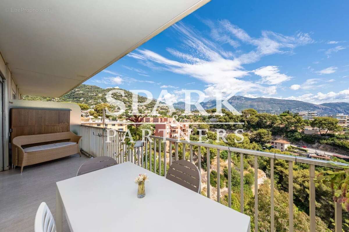 Appartement à ROQUEBRUNE-CAP-MARTIN