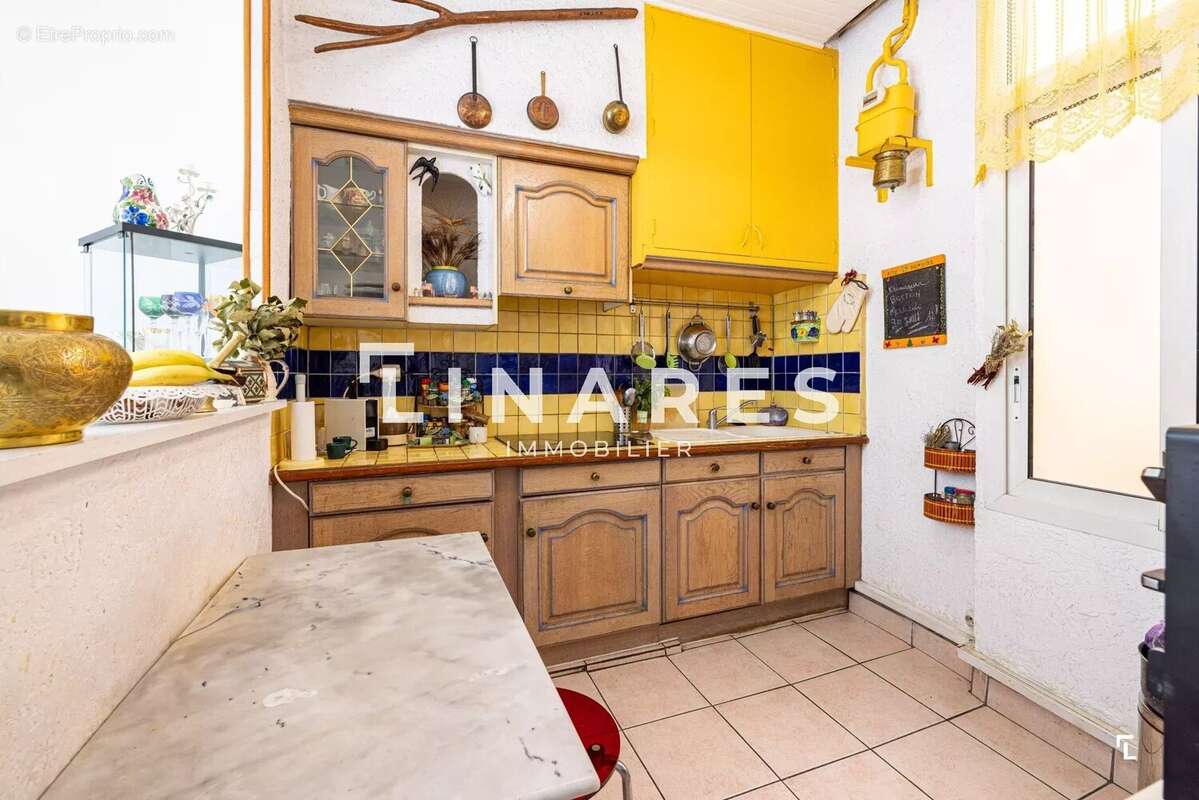 Appartement à MARSEILLE-7E