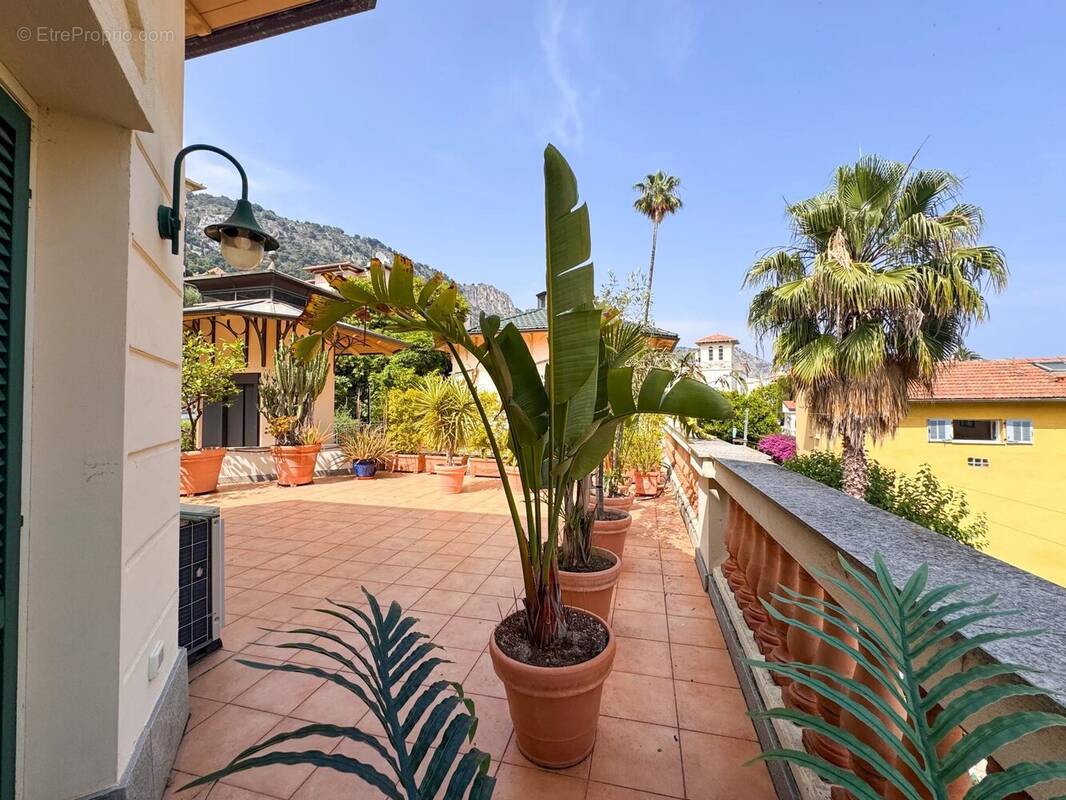 Appartement à BEAULIEU-SUR-MER