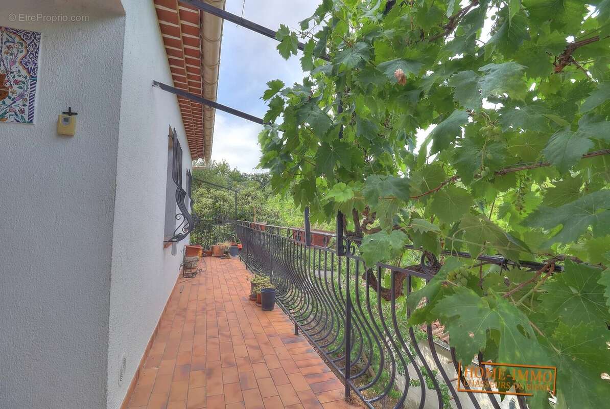 Maison à MOUANS-SARTOUX