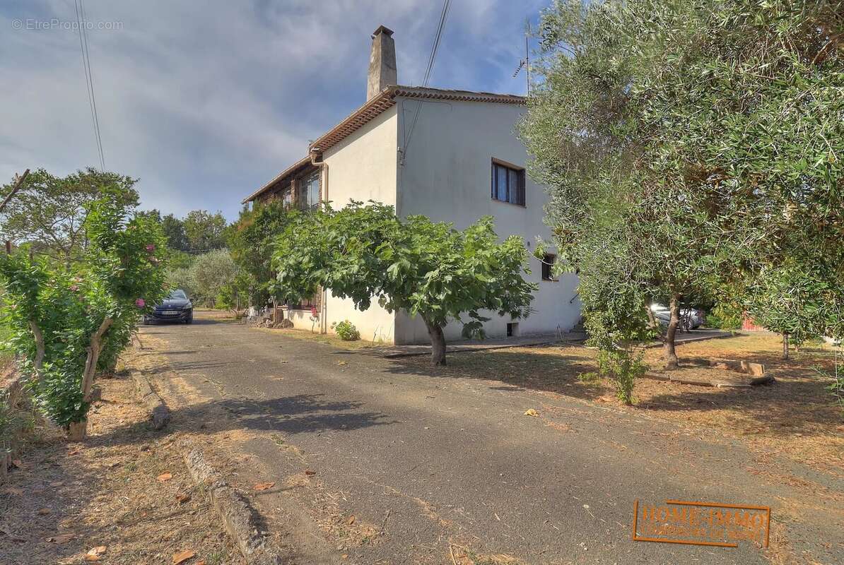 Maison à MOUANS-SARTOUX