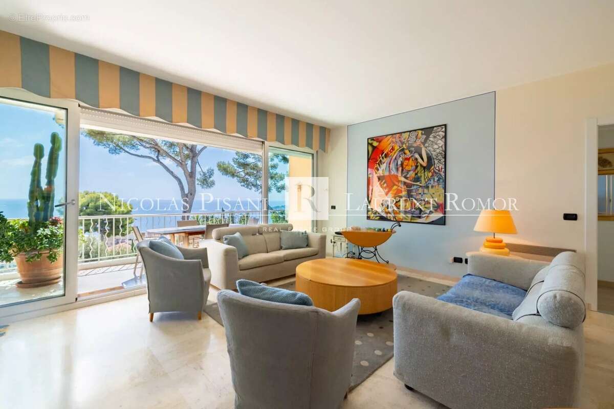 Appartement à VILLEFRANCHE-SUR-MER