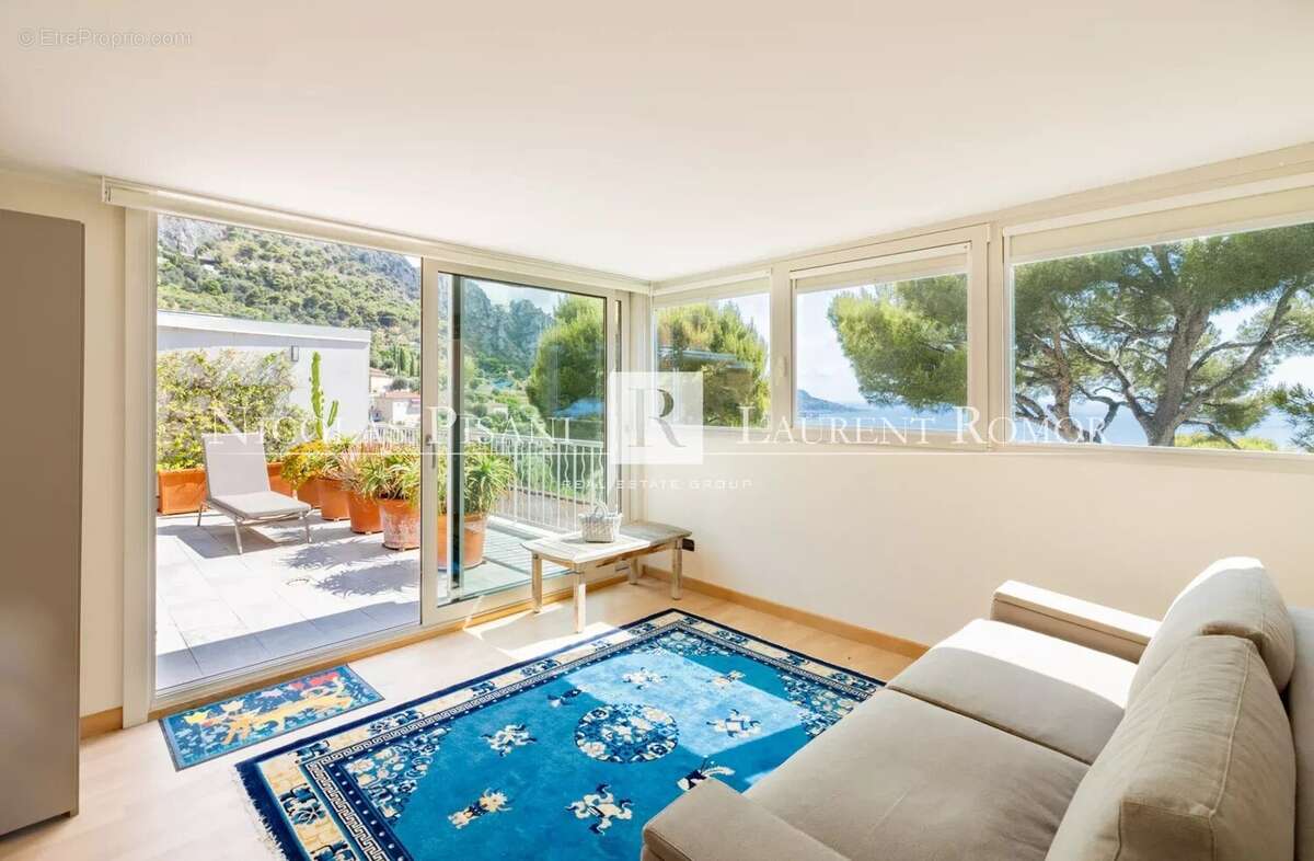 Appartement à VILLEFRANCHE-SUR-MER