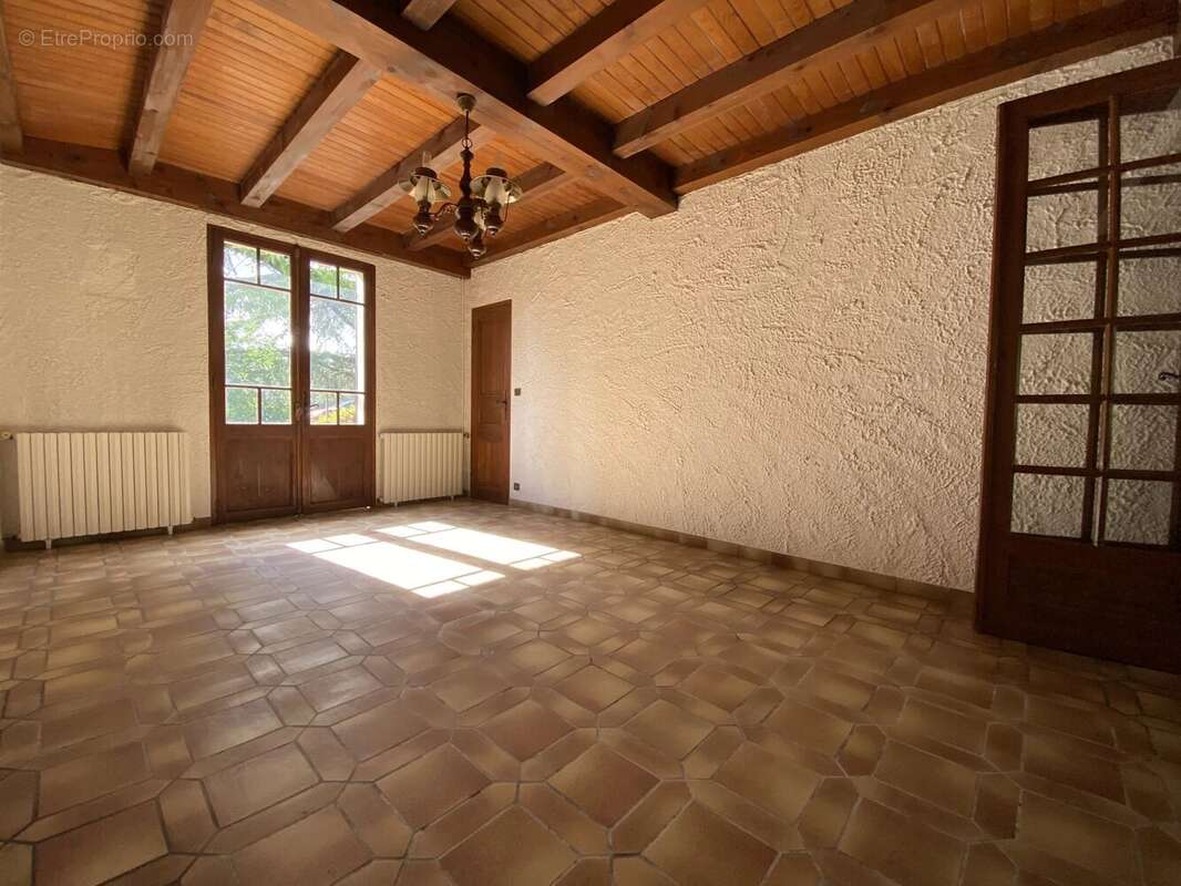 Maison à SAINT-MEDARD-EN-JALLES