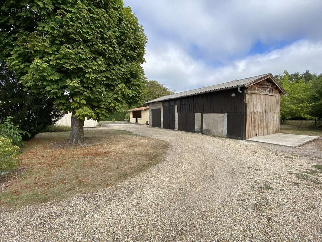 Maison à SAINT-MEDARD-EN-JALLES