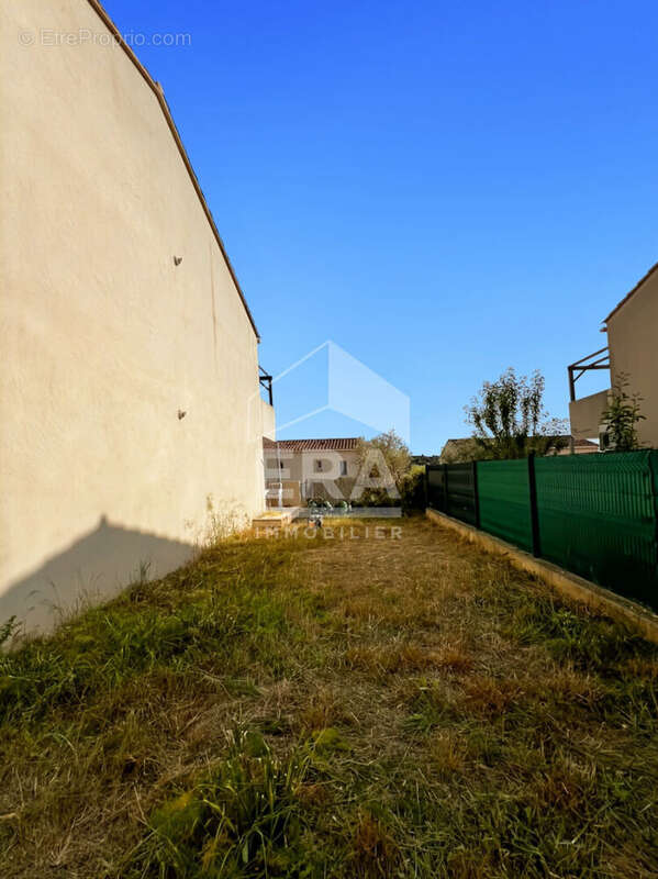 Appartement à LANCON-PROVENCE