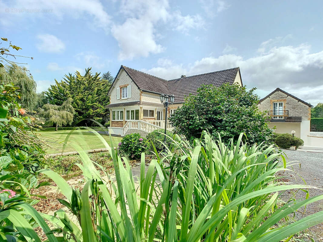 Maison à VILLERS-BOCAGE