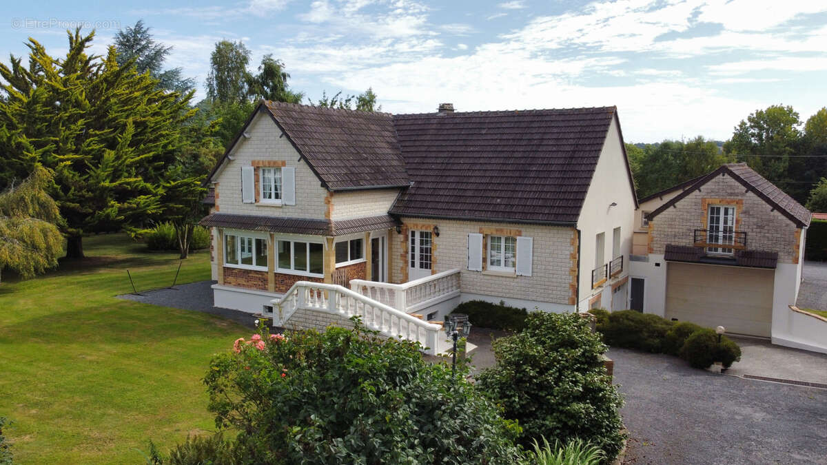 Maison à VILLERS-BOCAGE