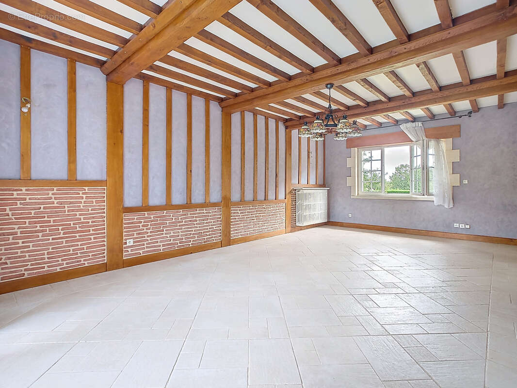 Maison à VILLERS-BOCAGE