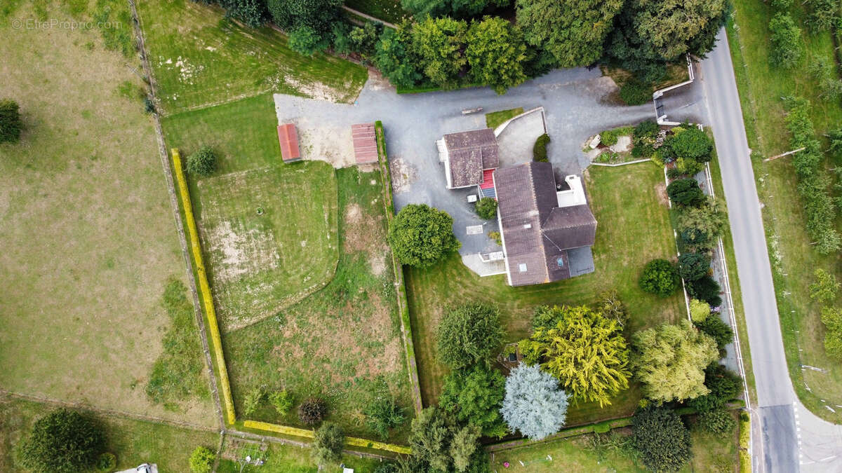 Maison à VILLERS-BOCAGE