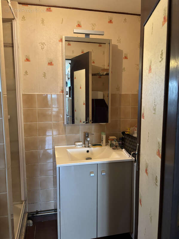 Maison à MONTGIVRAY