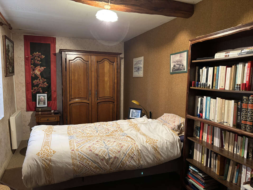 Maison à MONTGIVRAY