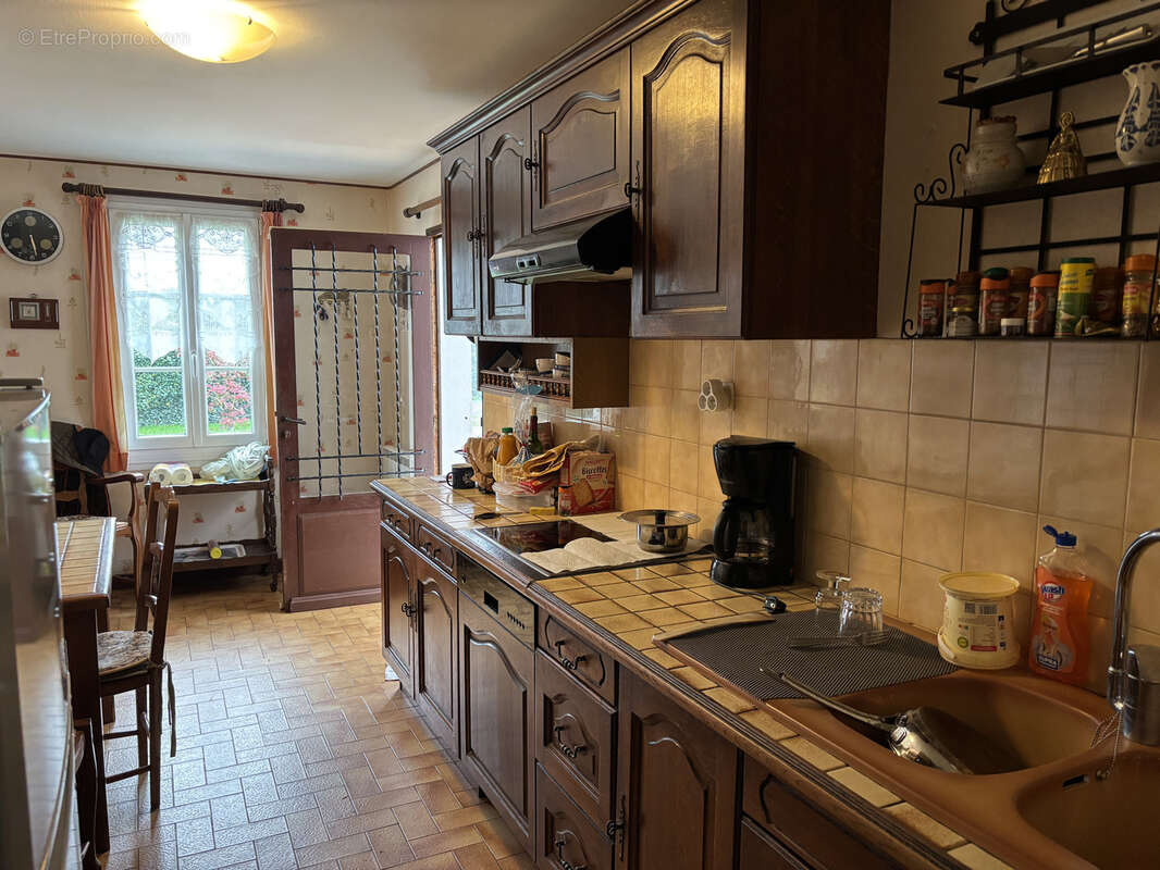 Maison à MONTGIVRAY