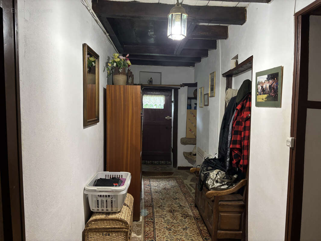 Maison à MONTGIVRAY