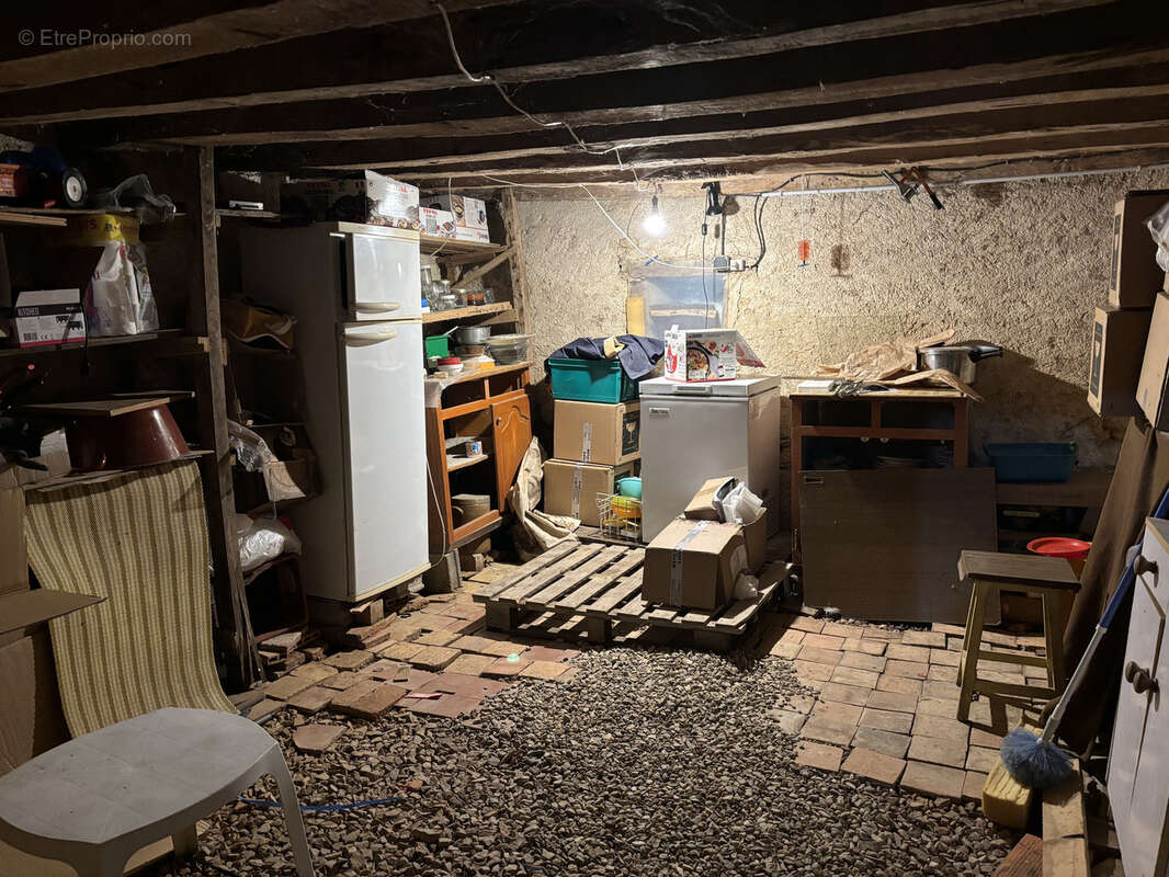 Maison à MONTGIVRAY