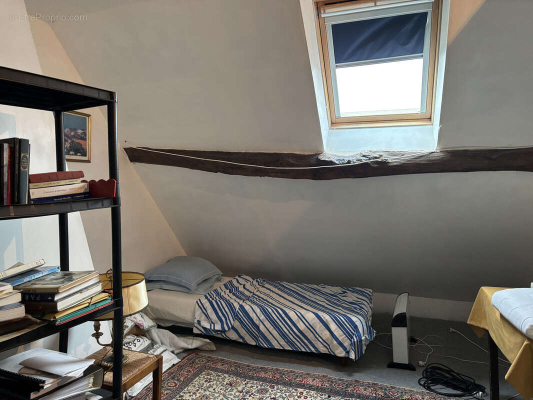 Maison à MONTGIVRAY