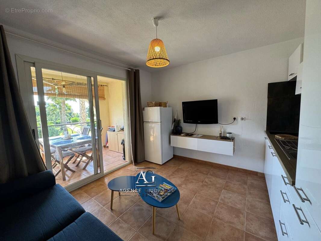 Appartement à LINGUIZZETTA