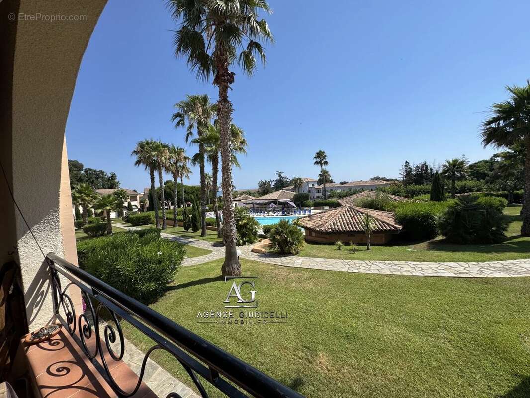 Appartement à LINGUIZZETTA