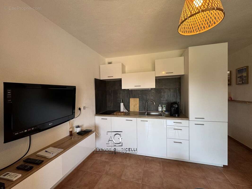 Appartement à LINGUIZZETTA