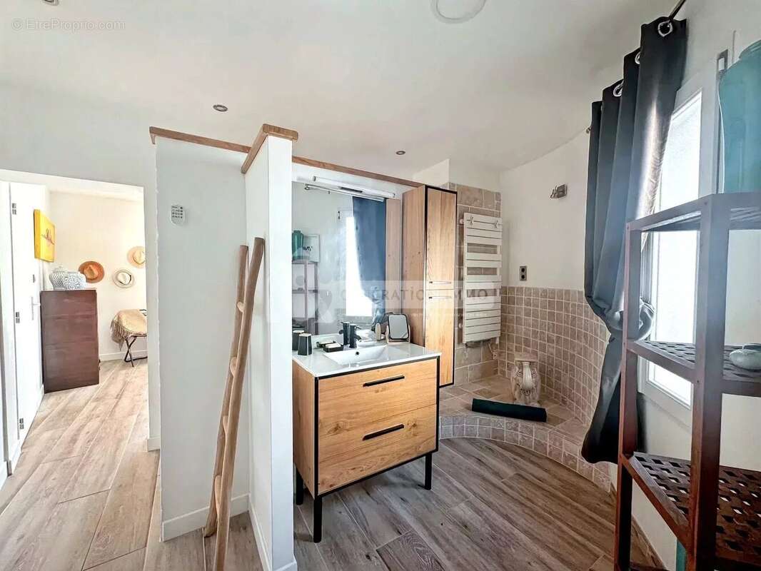 Maison à VALLABREGUES