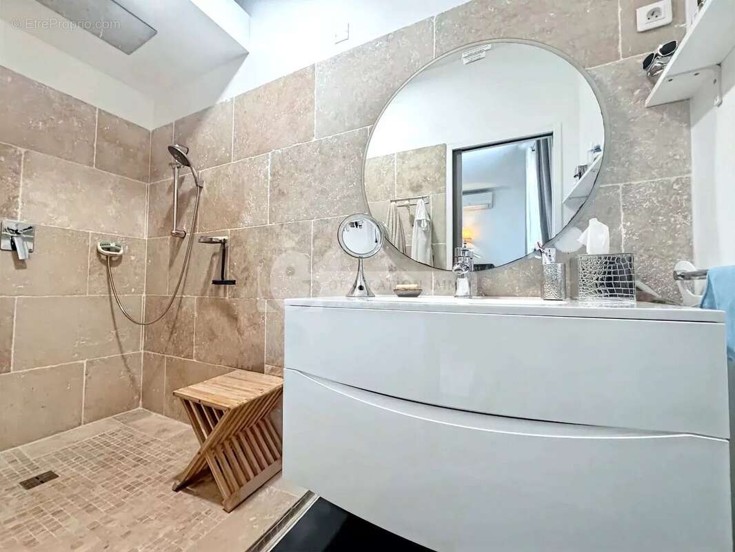 Maison à VALLABREGUES