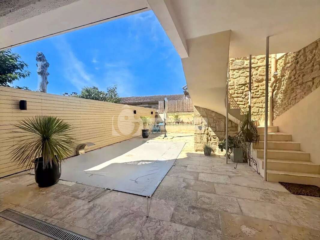 Maison à VALLABREGUES