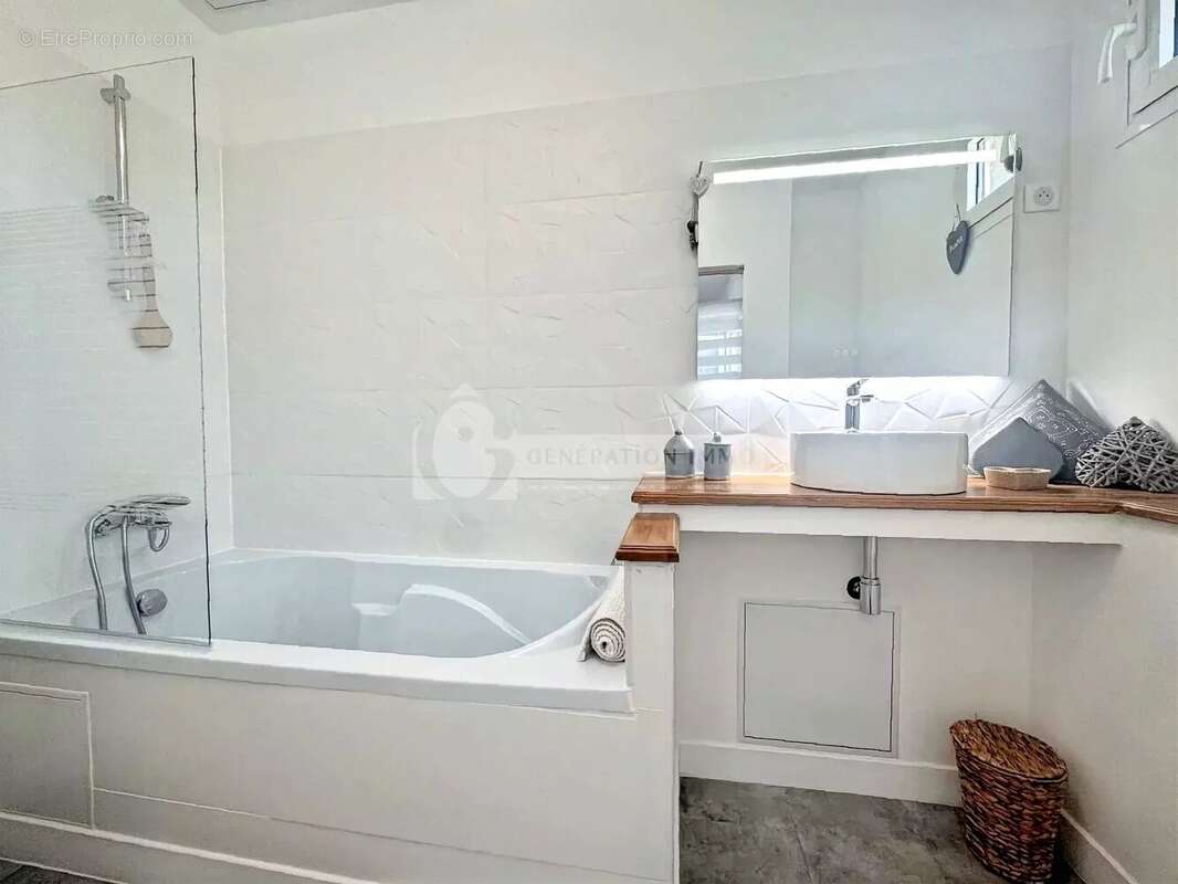 Maison à VALLABREGUES