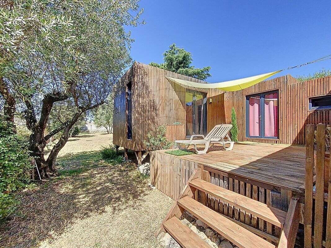 Maison à SAINT-QUENTIN-LA-POTERIE