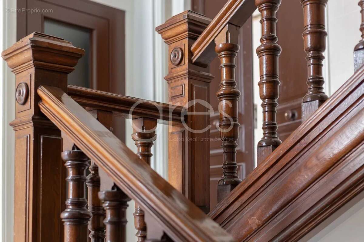 Appartement à PARIS-8E