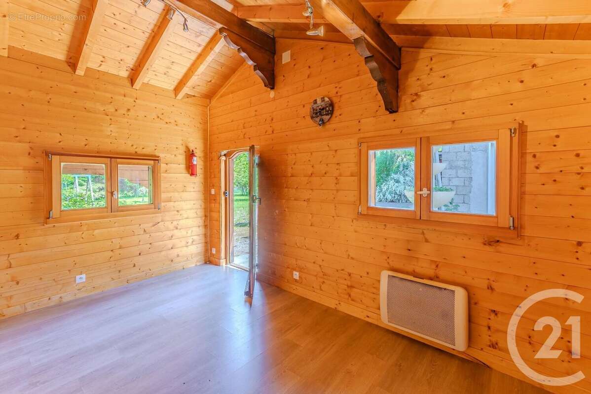 Maison à SAINT-PAUL-EN-CHABLAIS