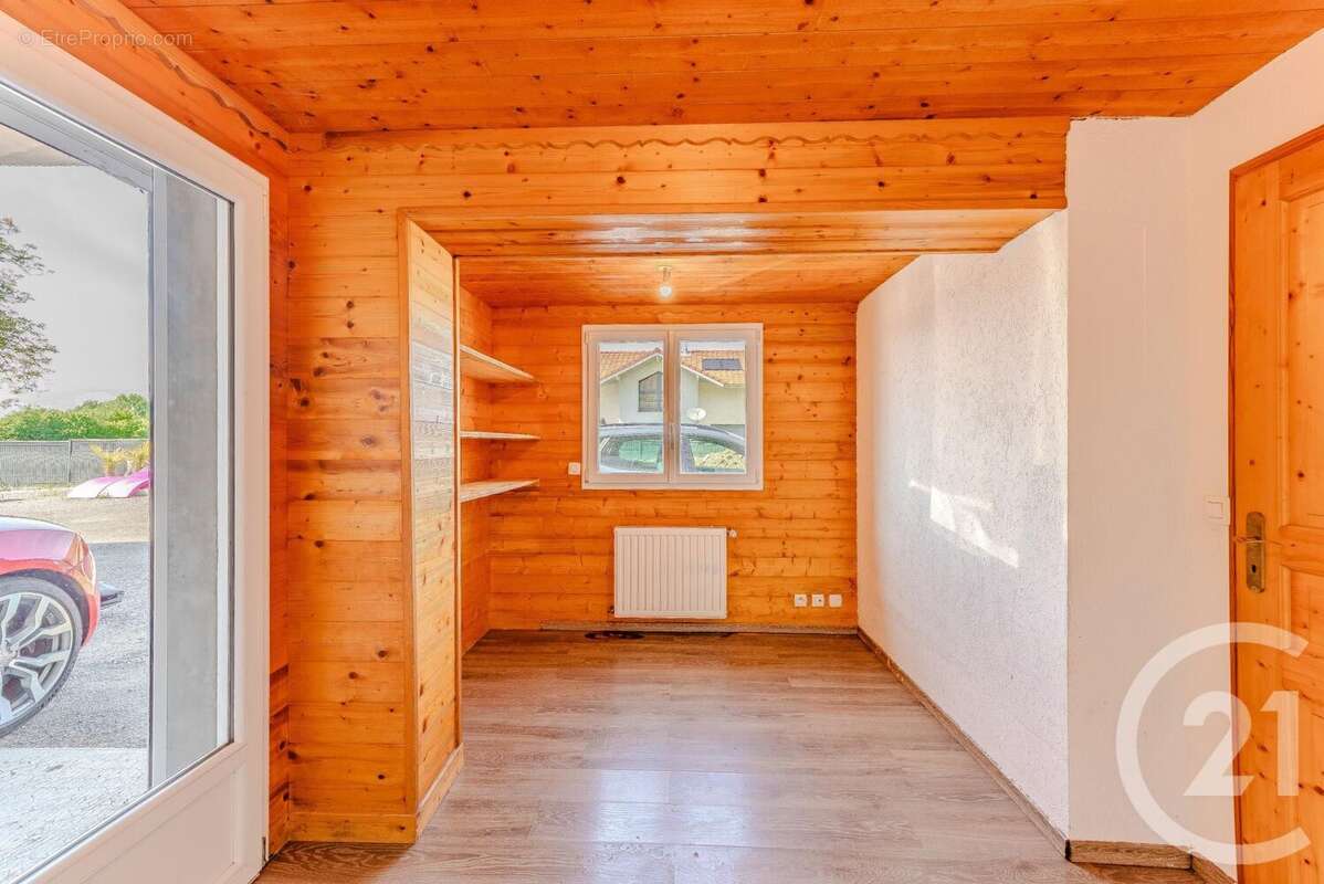 Maison à SAINT-PAUL-EN-CHABLAIS