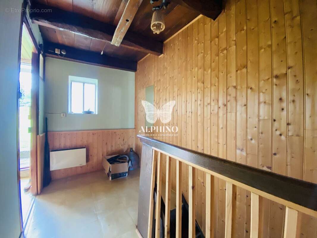 Maison à PEYRAT-LE-CHATEAU