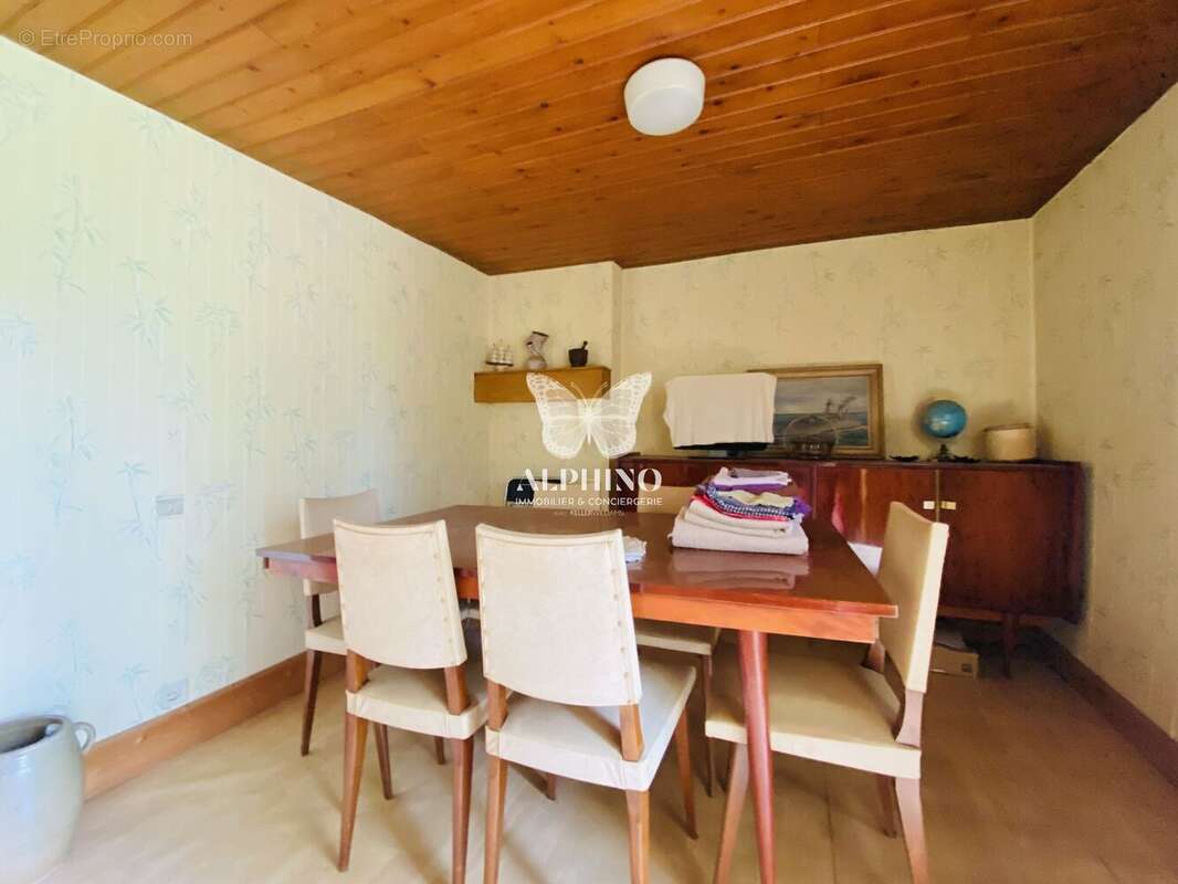 Maison à PEYRAT-LE-CHATEAU