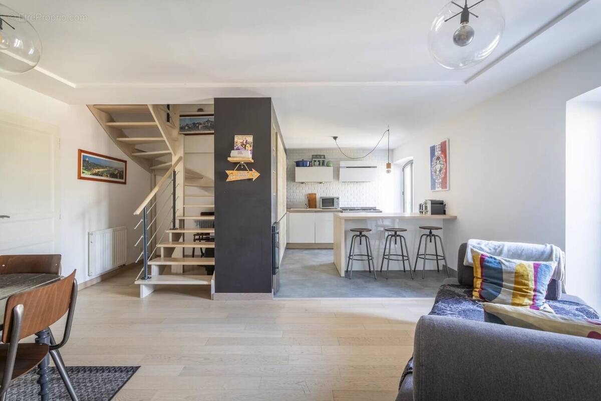 Appartement à GEMENOS