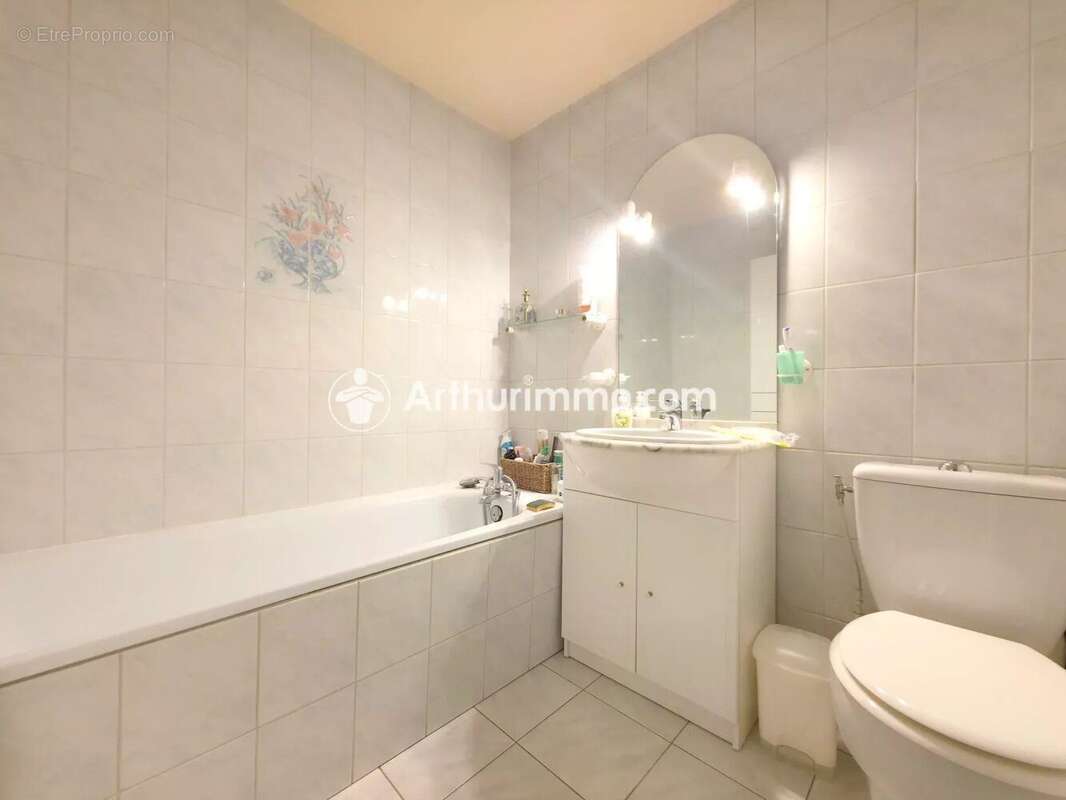 Maison à SAVIGNY-LE-TEMPLE