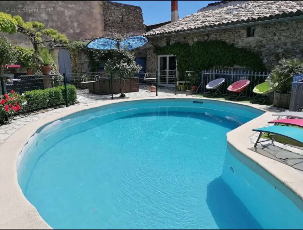 Maison à SAINT-MARCEL-D&#039;ARDECHE