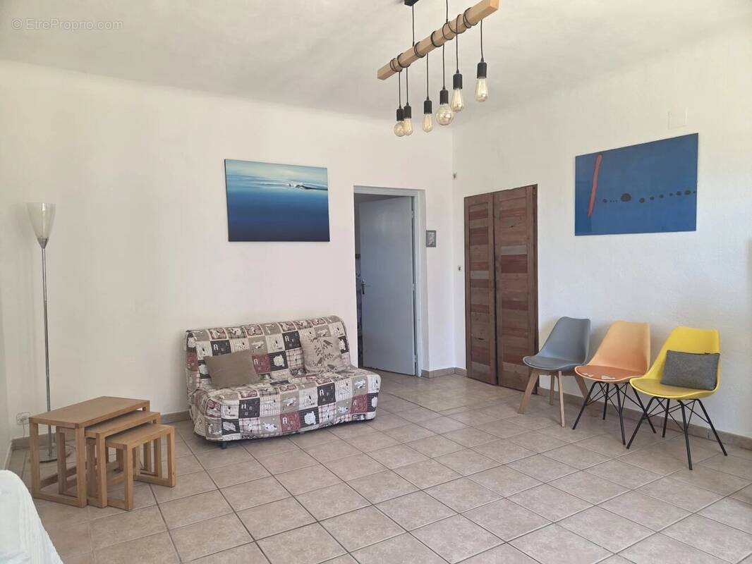 Appartement à MONACIA-D&#039;AULLENE