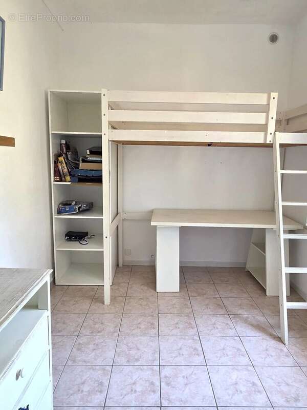 Appartement à MONACIA-D&#039;AULLENE