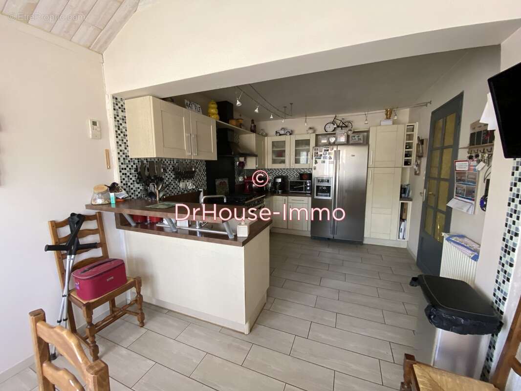 Maison à BEAURAINVILLE