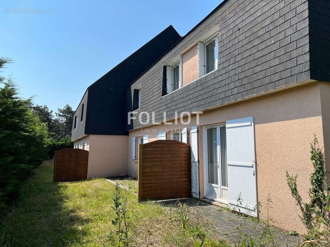 Appartement à AGON-COUTAINVILLE