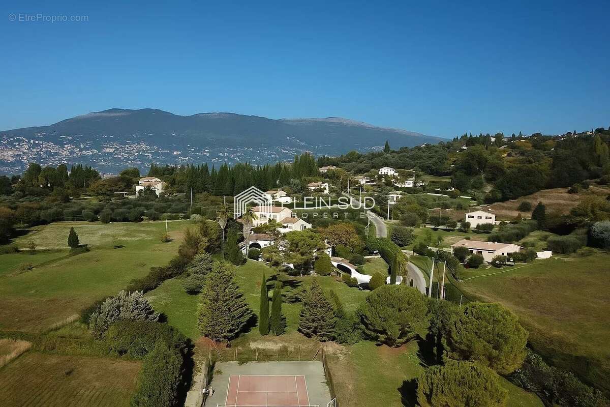 Maison à MOUANS-SARTOUX