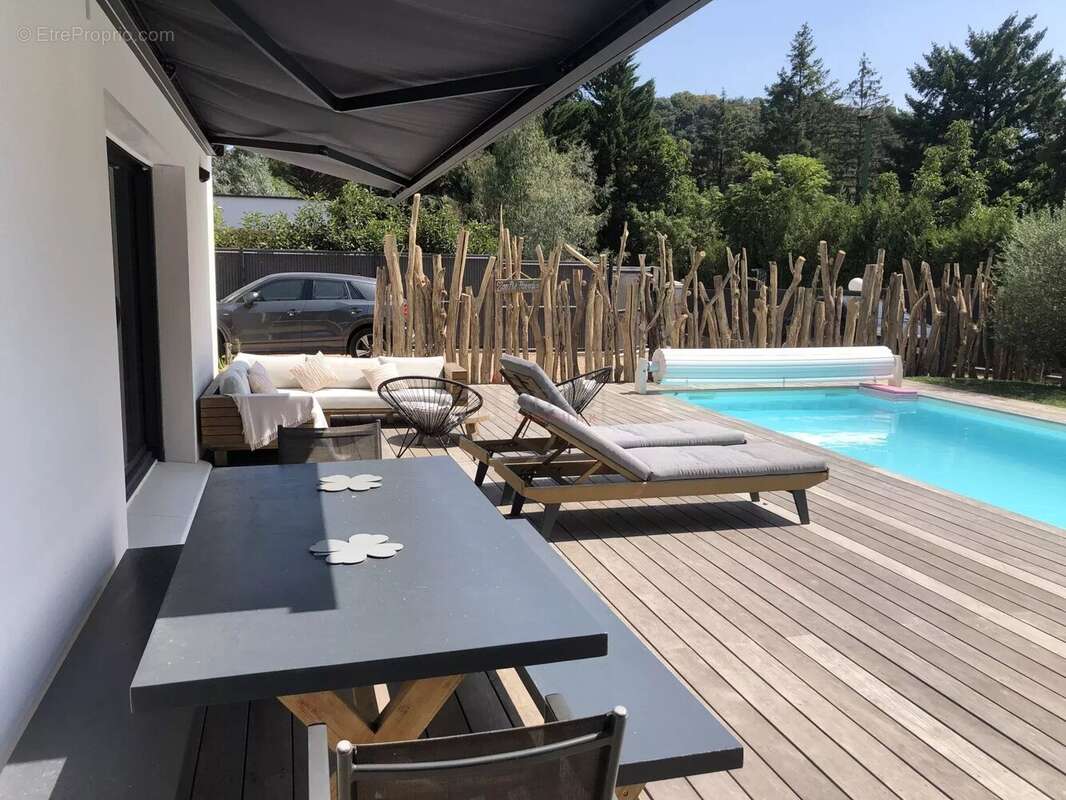 Maison à COLLONGES-AU-MONT-D&#039;OR