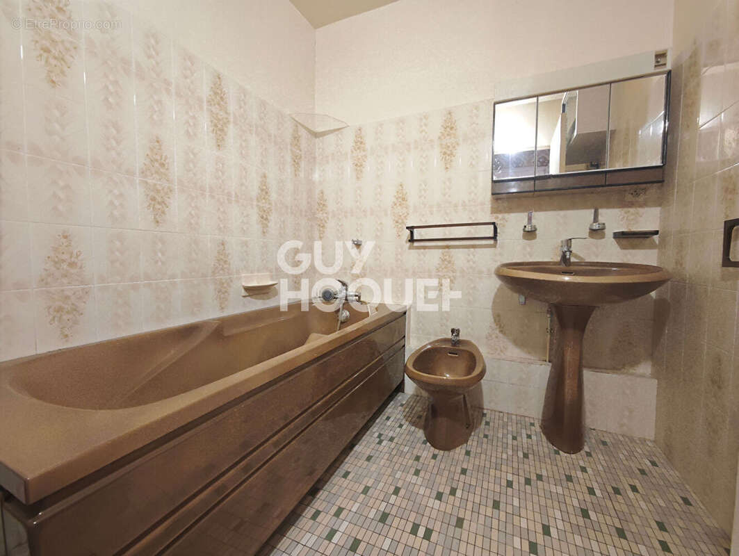 Appartement à MAINVILLIERS