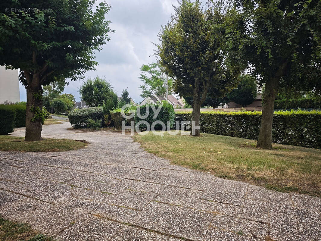 Appartement à MAINVILLIERS