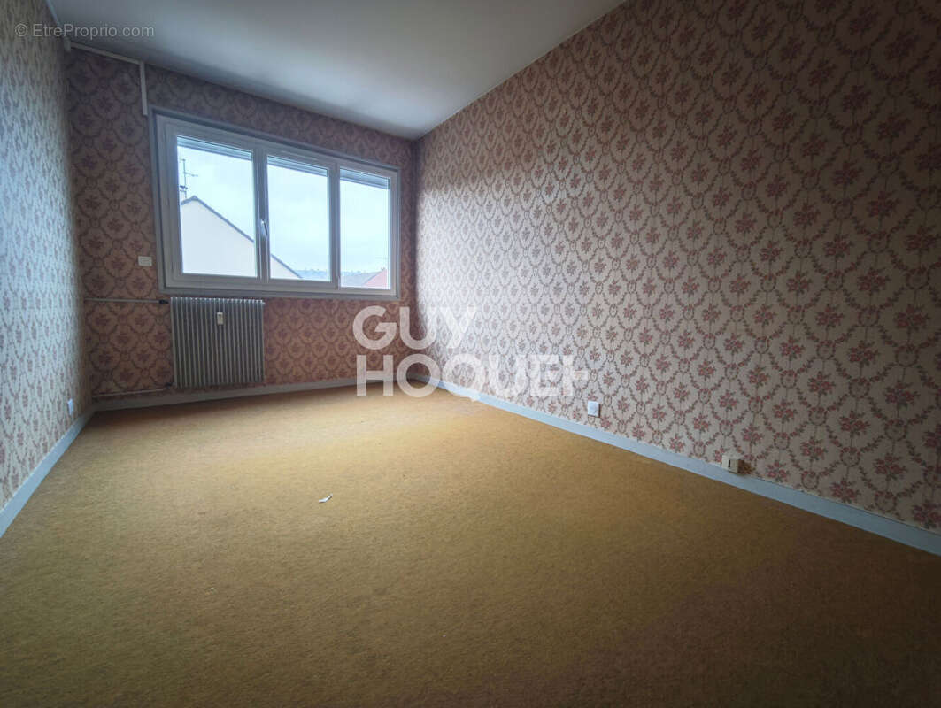 Appartement à MAINVILLIERS